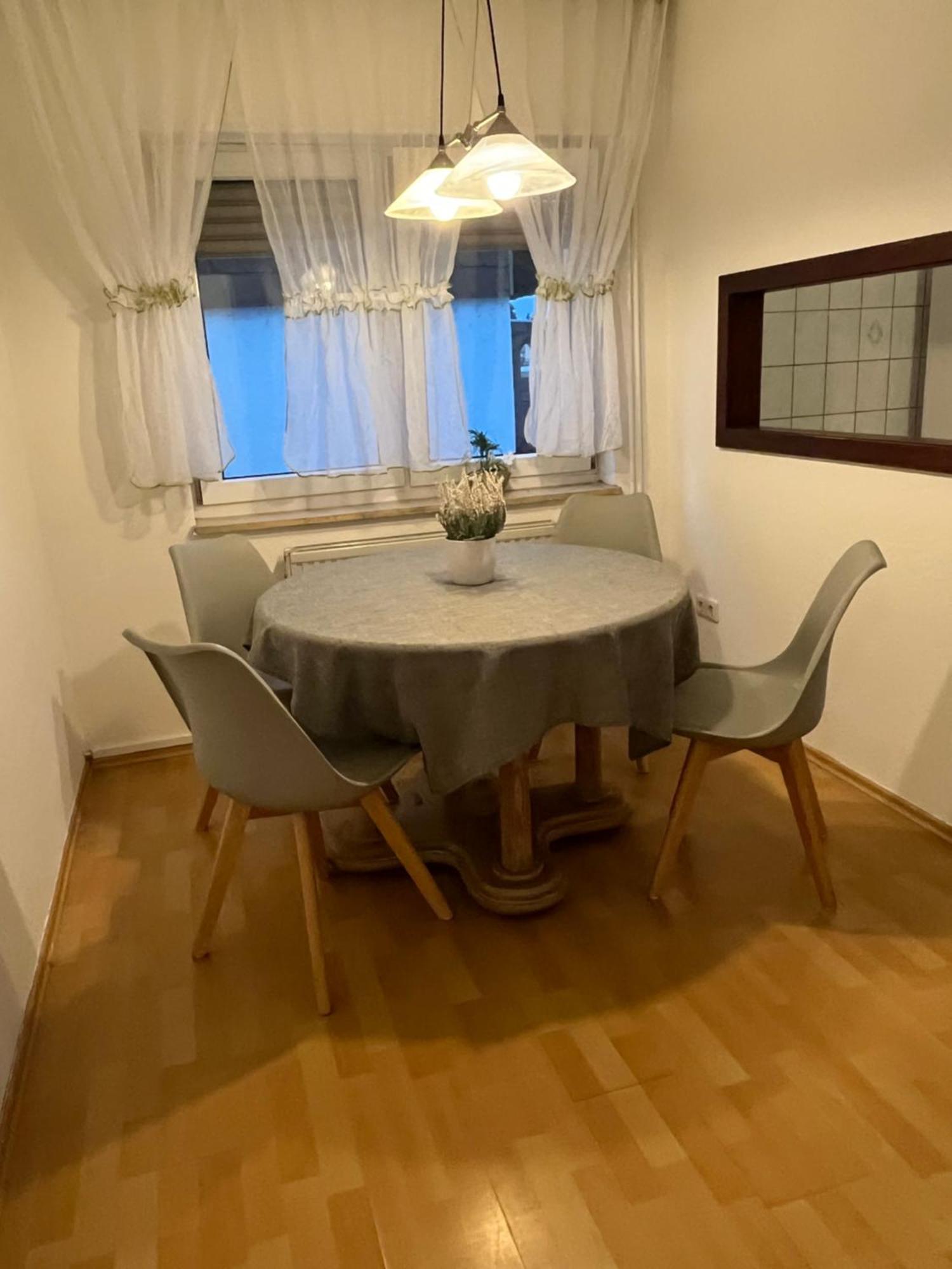 Ferienwohnung Schwetzingen Eksteriør billede