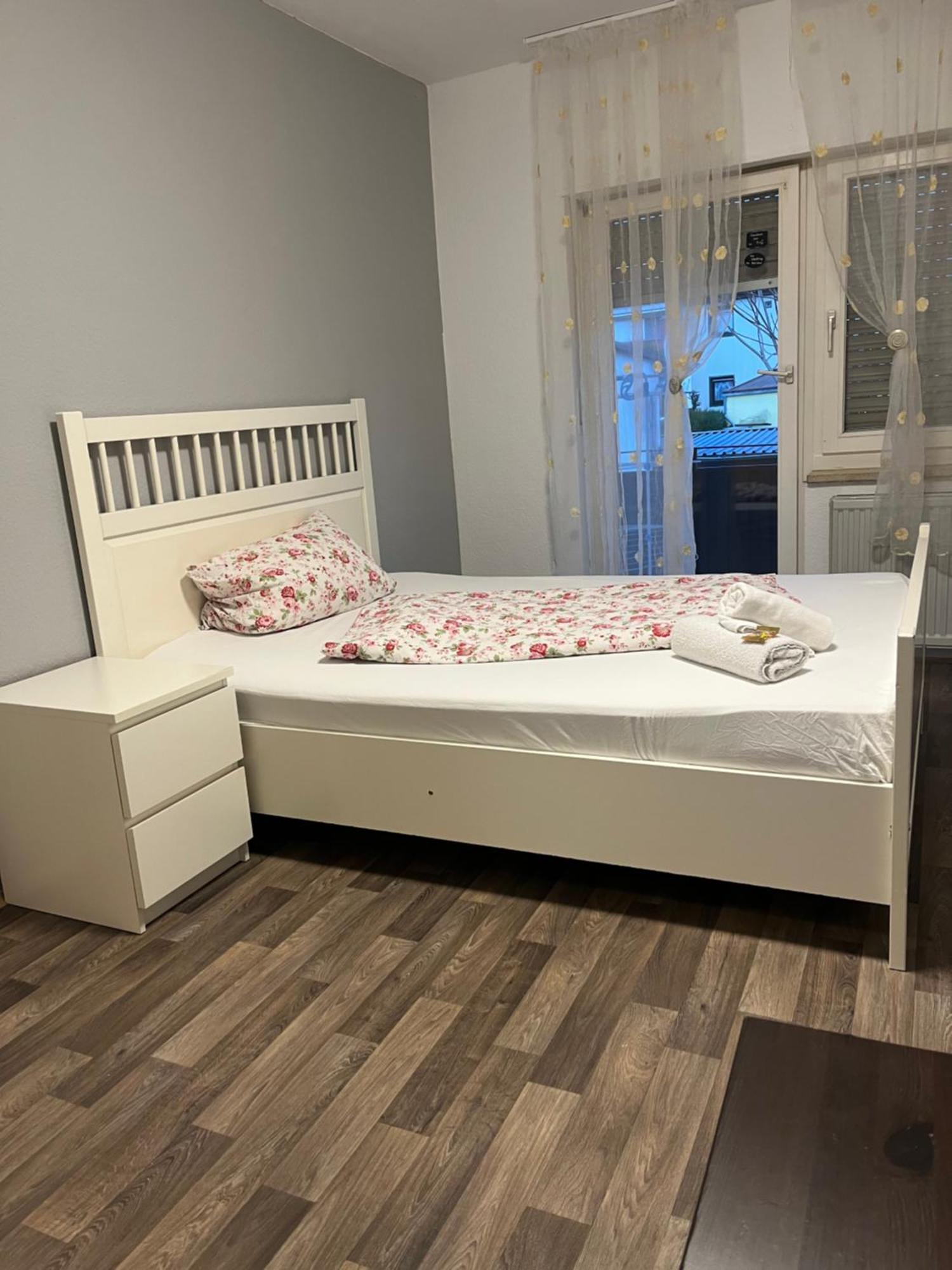 Ferienwohnung Schwetzingen Eksteriør billede